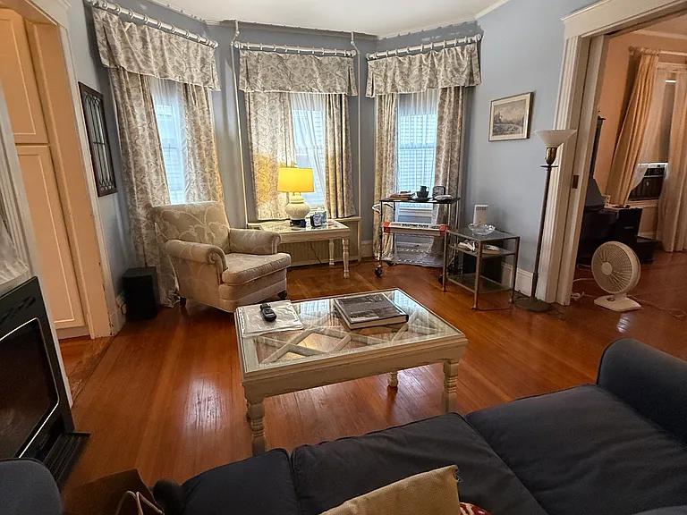 31 Fletcher St #1 — Photo 5
