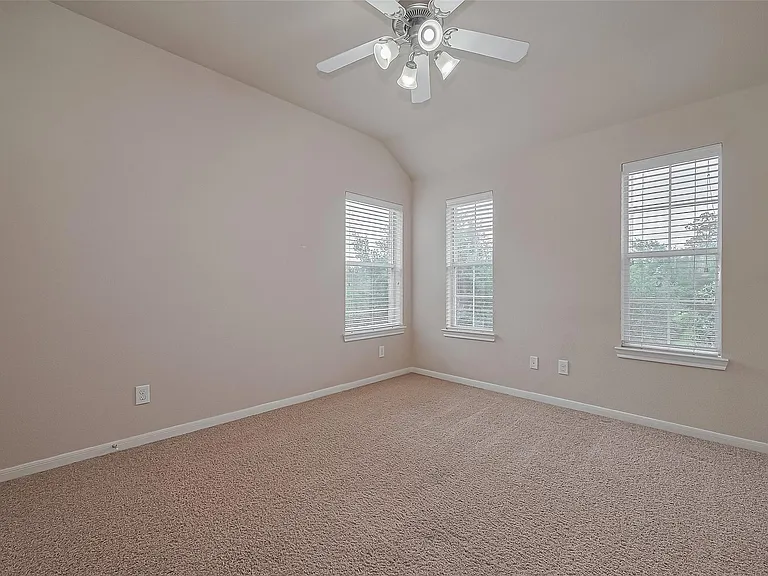 15 Wenoah Pl — Photo 20