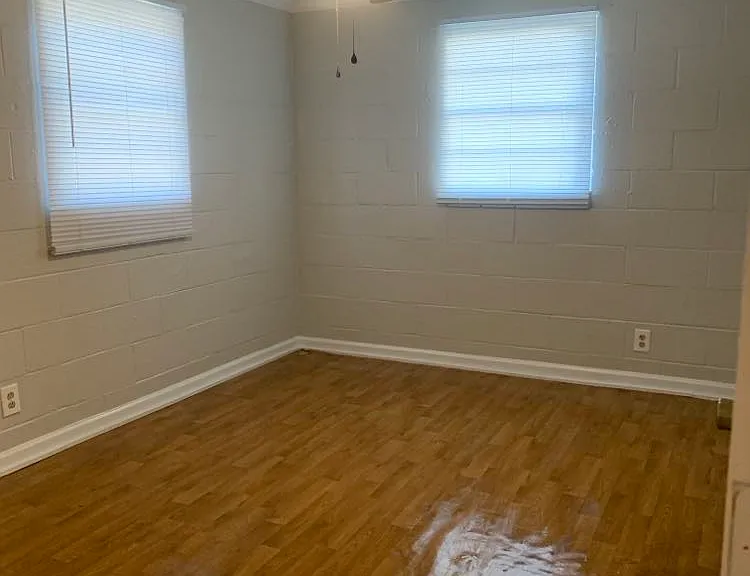 303 Dr Donnie H Jones Jr Blvd W — Photo 3