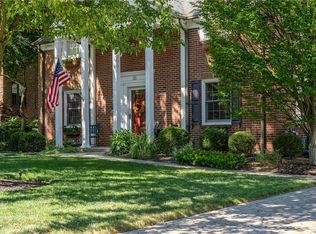 35 Monteray Rd, Dayton, OH 45419