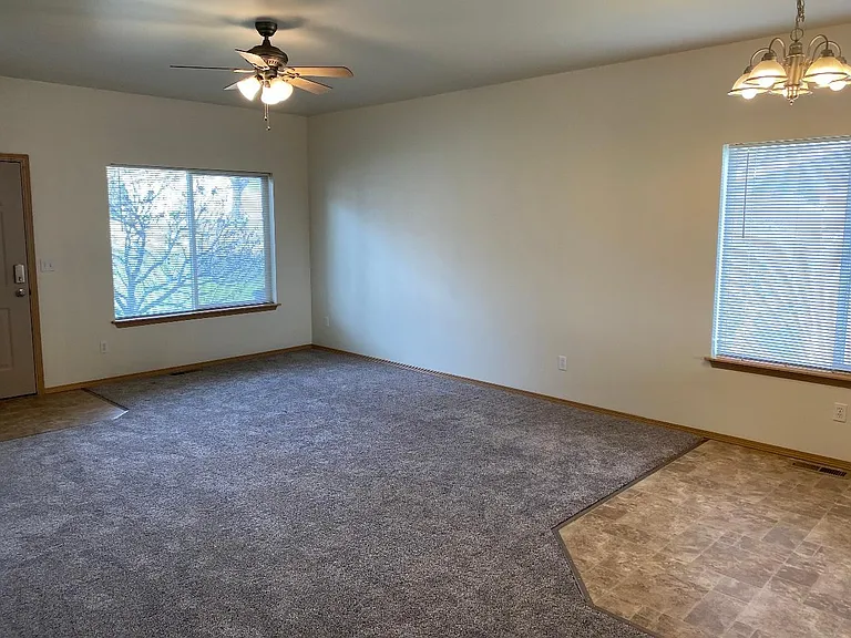 7906 Skyline Way #1 — Photo 5