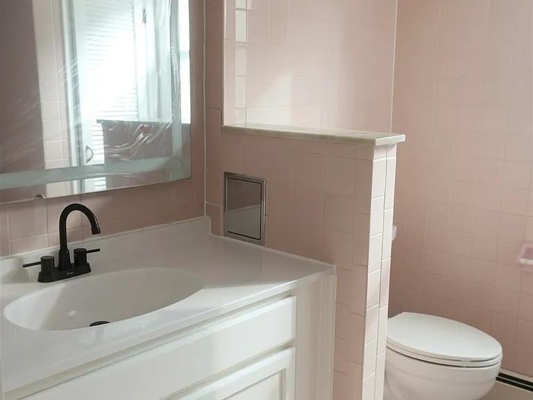 20 Oak St #2 — Photo 14