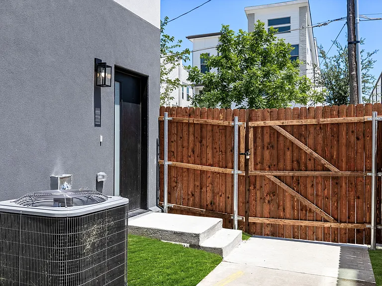4707 Virginia Ave #5 — Photo 37