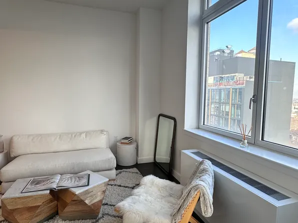 309 Gold Street image 3 of 14