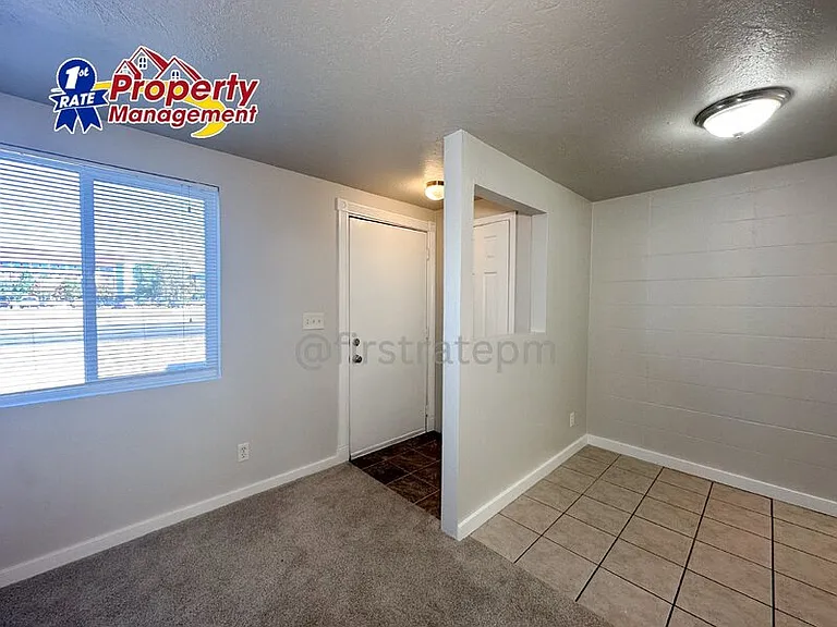 1205 W Beacon St — Photo 3