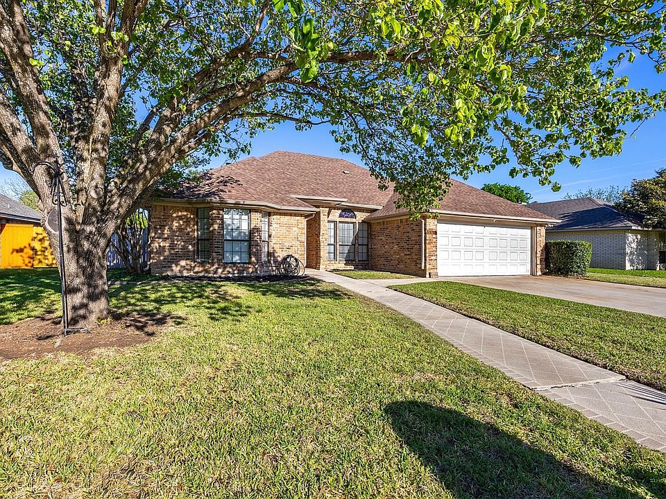 1st image of 1705 Lynx Cir