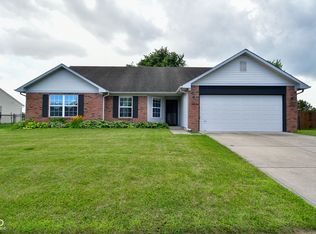 8107 Cardinal St, Avon, IN 46123