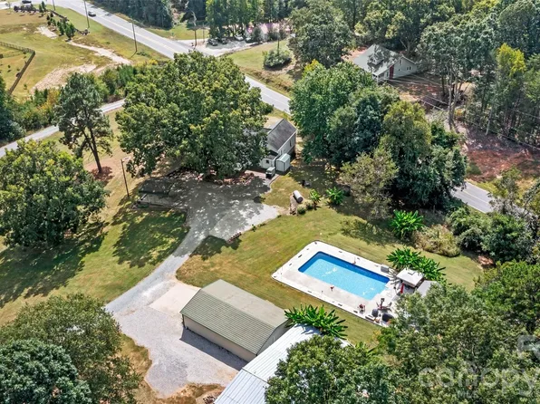 5780 S State Highway 16 Business Hwy, Maiden, NC 28650