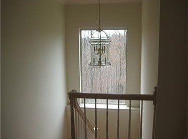 5th image of 317 Marberry Dr