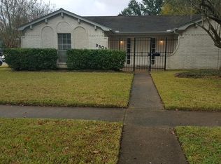 9303 Benning Dr, Houston, TX 77031