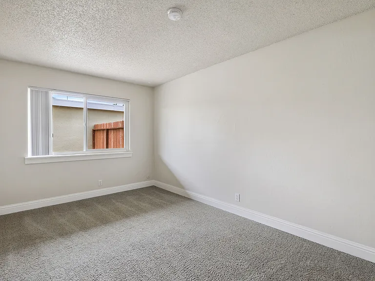 Coronado — Photo 47