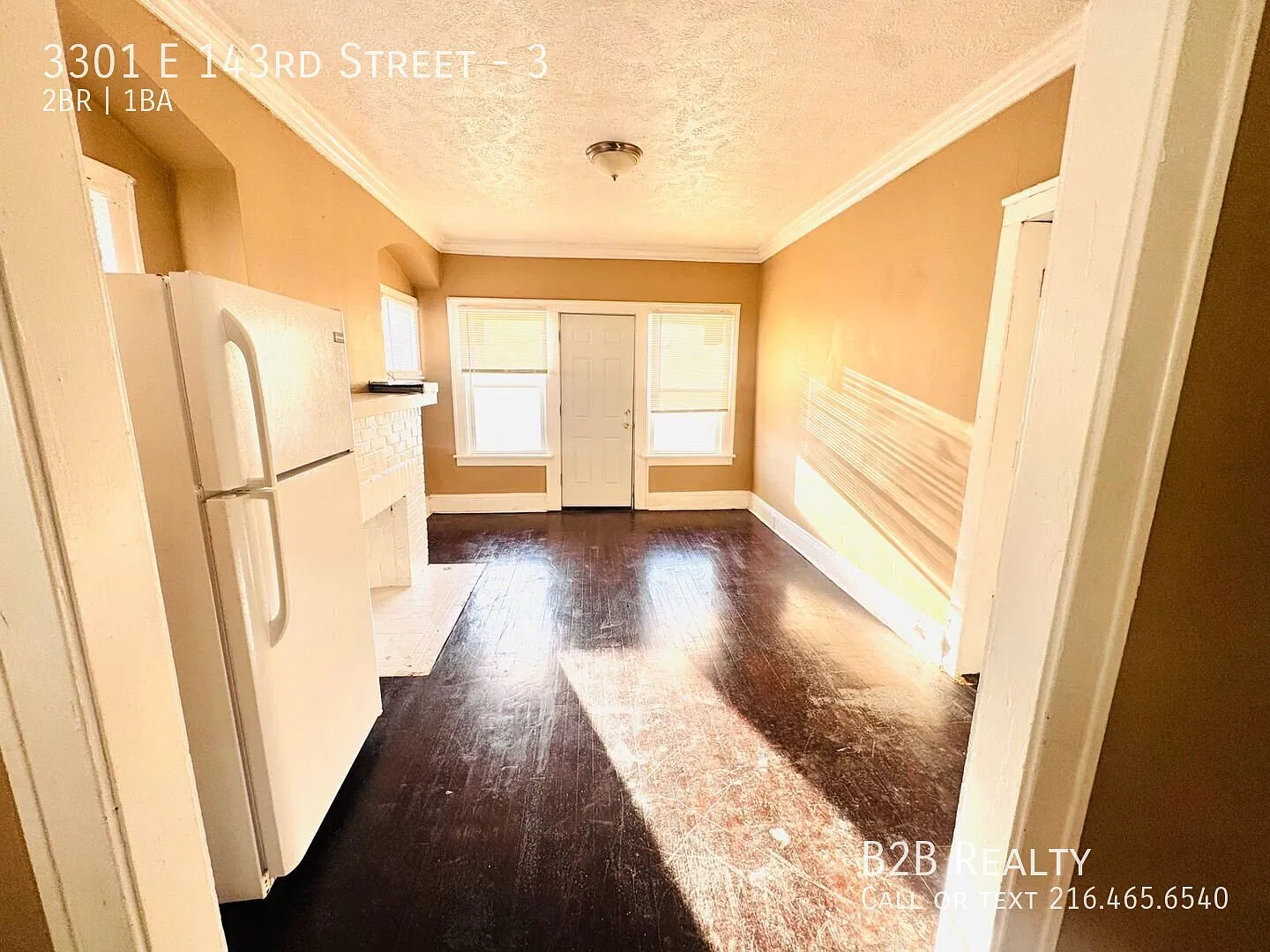 Spacious Two-Bedroom Unit in a Charming Multifamily Property Available Now! — Photo 2