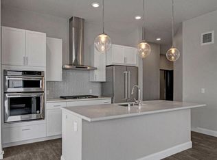 Daymark Uptown, Minneapolis, MN 55408