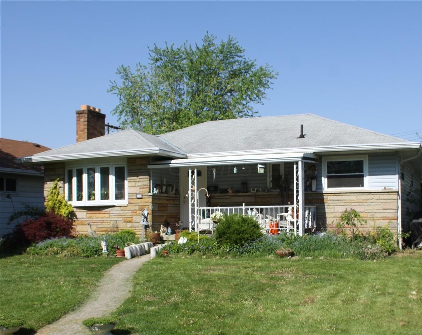 203 Oxley Rd, Columbus, OH 43228 Zillow