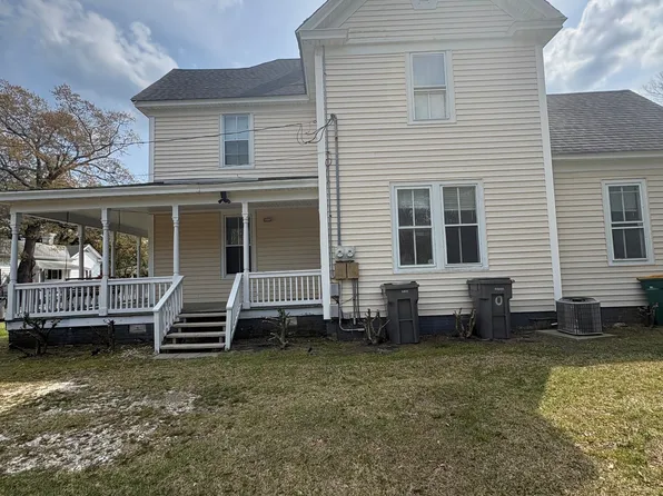 907 Caldwell St #1, Lumberton, NC 28358