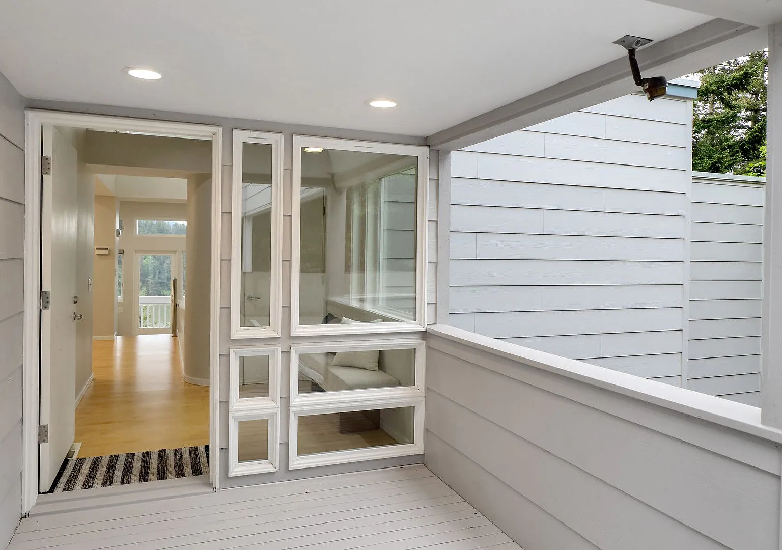 213 Sea Pines Ln -Luxury Home — Photo 4