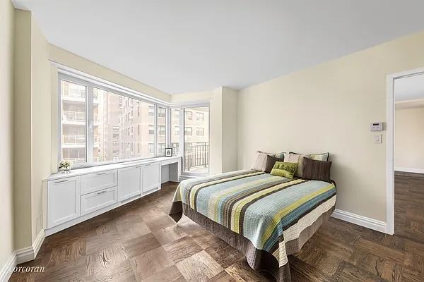 Sold by Corcoran | media 4