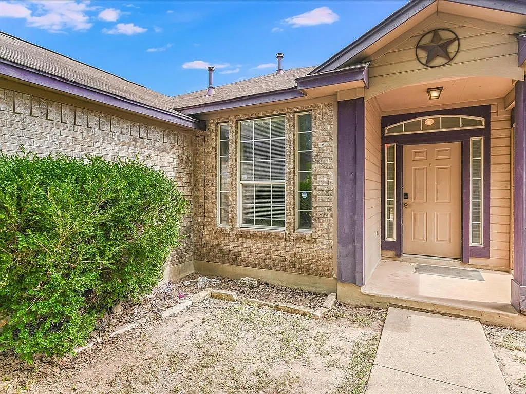 4 bed, 2.0 bath, 1500 sqft, $1,600 — Photo 3