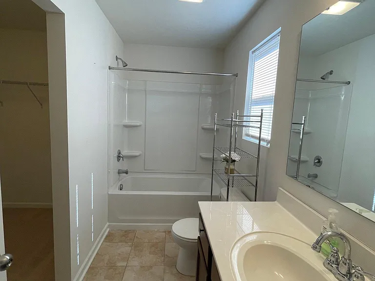 3654 Creekside Dr — Photo 18