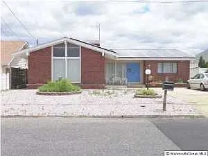 72 Green Island Rd photo 1
