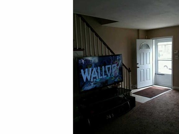 3rd image of 6614 Tackawanna St