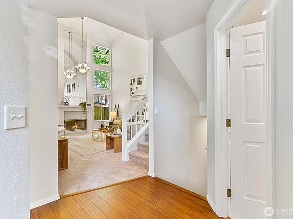 2nd image of 9306 NE 128th Lane