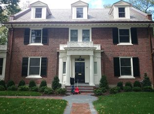16 Monmouth St, Brookline, MA 02446