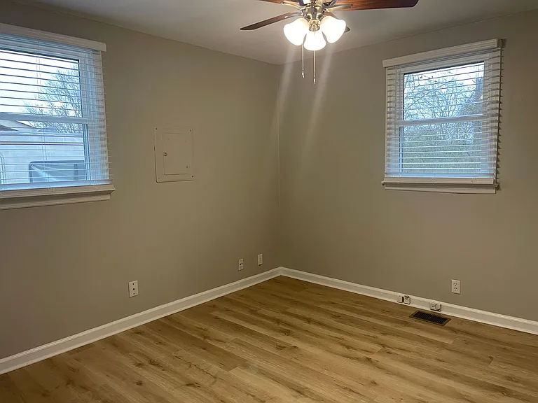 3540 Albee Dr — Photo 10