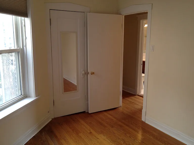 1305 W Newport Ave #2 — Photo 11