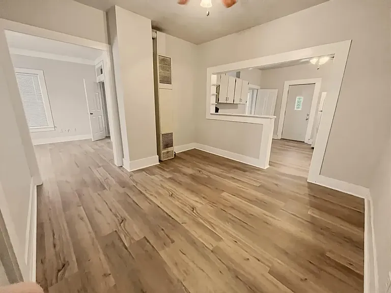 303 Rose St — Photo 8