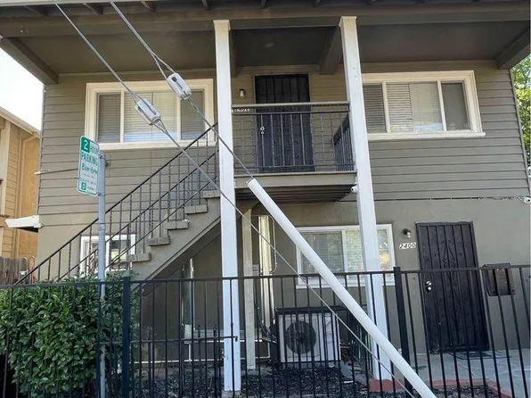 2402 24th St #2, Sacramento, CA 95818