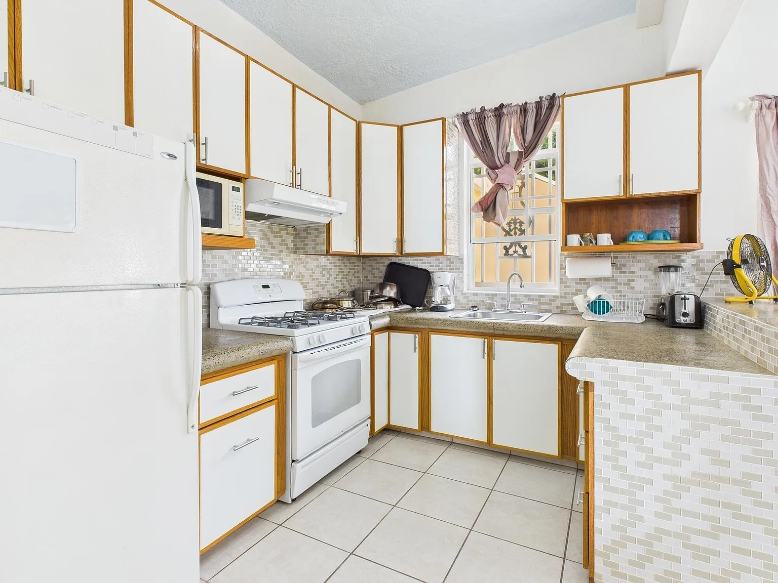 1 bed, $1,900 — Photo 1