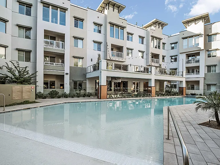 The District at Scottsdale Apartments — Photo 16
