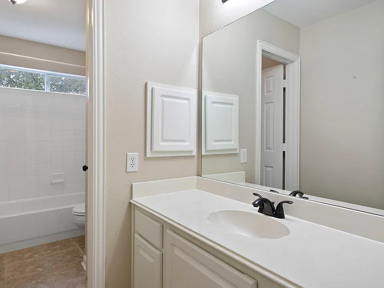 3777 Meadowcreek Cir — Photo 20