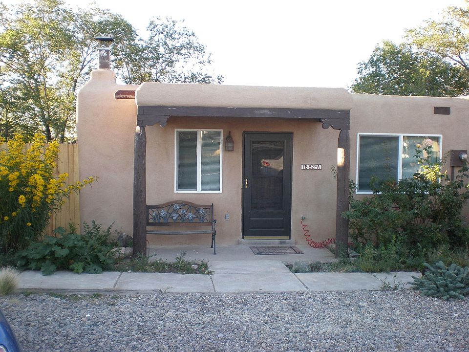 1st image of 1882 Calle Quedo APT B