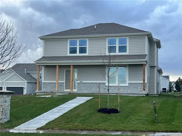 16815 W 164th Ter, Olathe, KS 66062