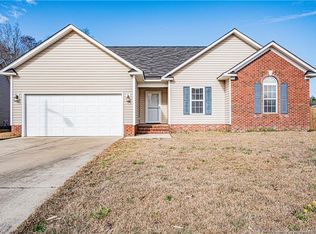 4635 Riverwalk Pl, Fayetteville, NC 28311