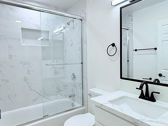 5th image of 2509 Crenshaw Blvd APT 1