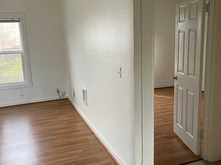 4055 NE Garfield Ave #2 — Photo 1