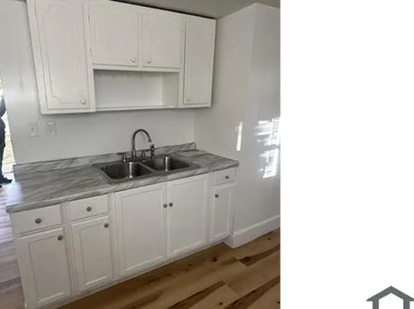 3214 W 61st St, Cleveland, OH 44102