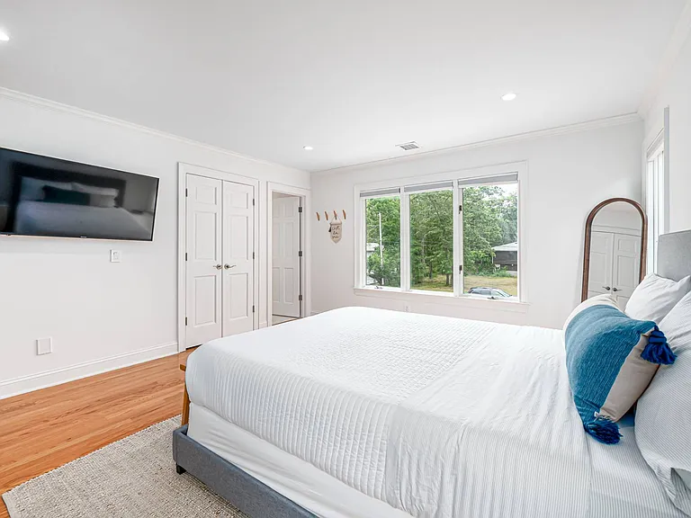 10 Pennant Ln — Photo 10
