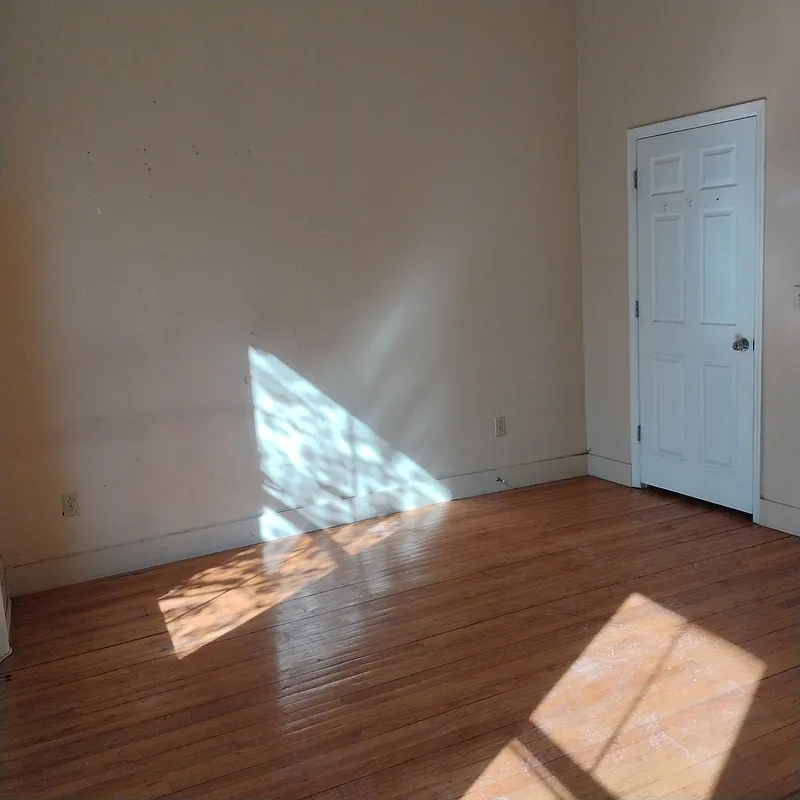 1 bed, 1.0 bath, $1,200 — Photo 3