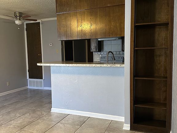 2nd image of 1213 Wales Dr #C