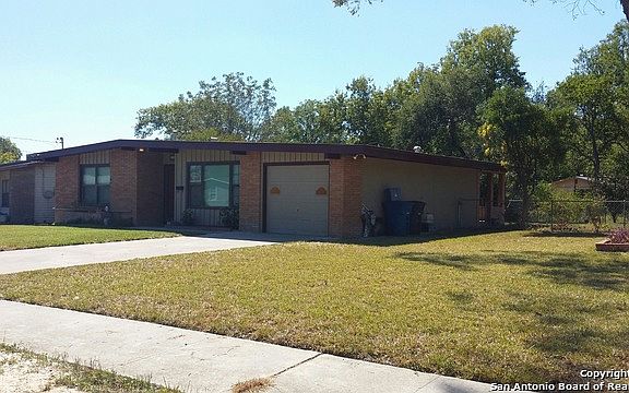 2nd image of 323 Laddie Pl