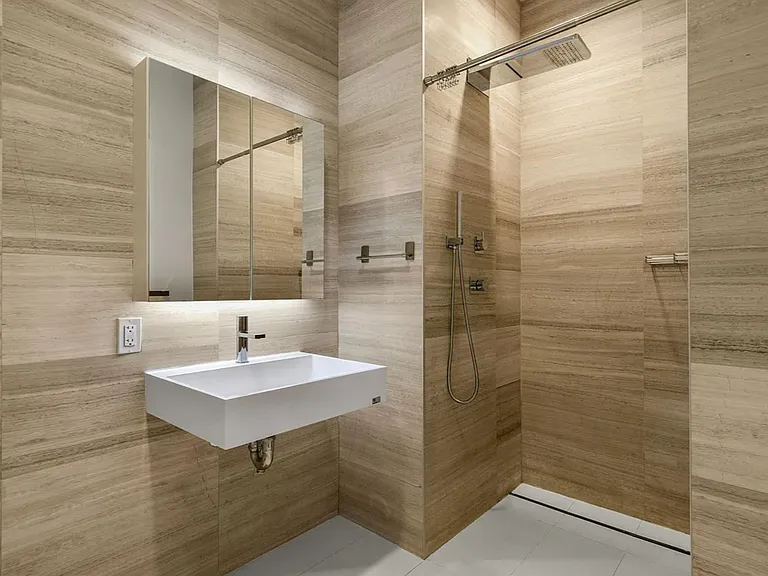 160 Imlay St #3B2 — Photo 16