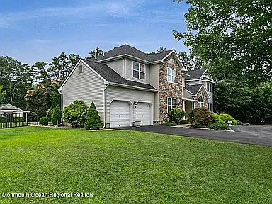 4 bed, 3000 sqft, $3,950 — Photo 3