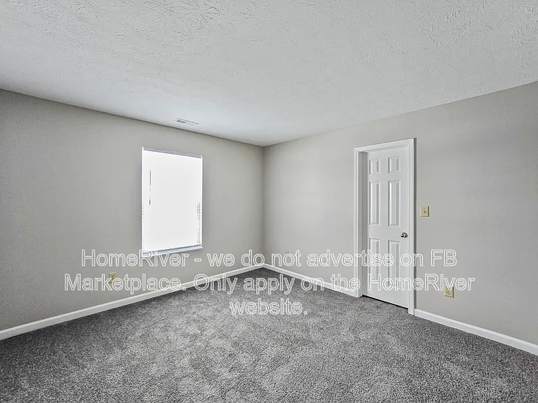 1725 James Run Way — Photo 16