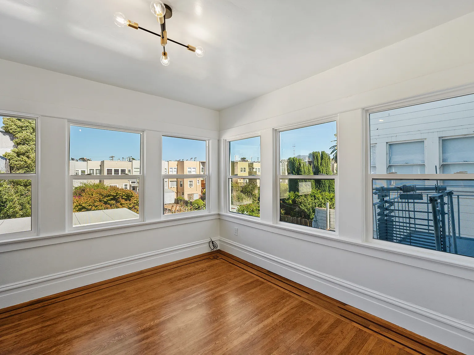 1 bed, 440 sqft, $3,345 — Photo 1