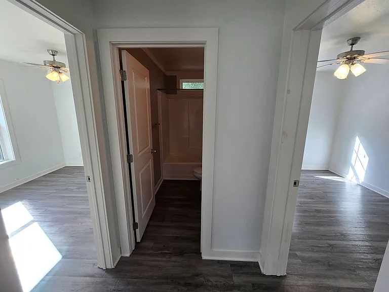 5416 Raymond Stotzer Pkwy — Photo 7