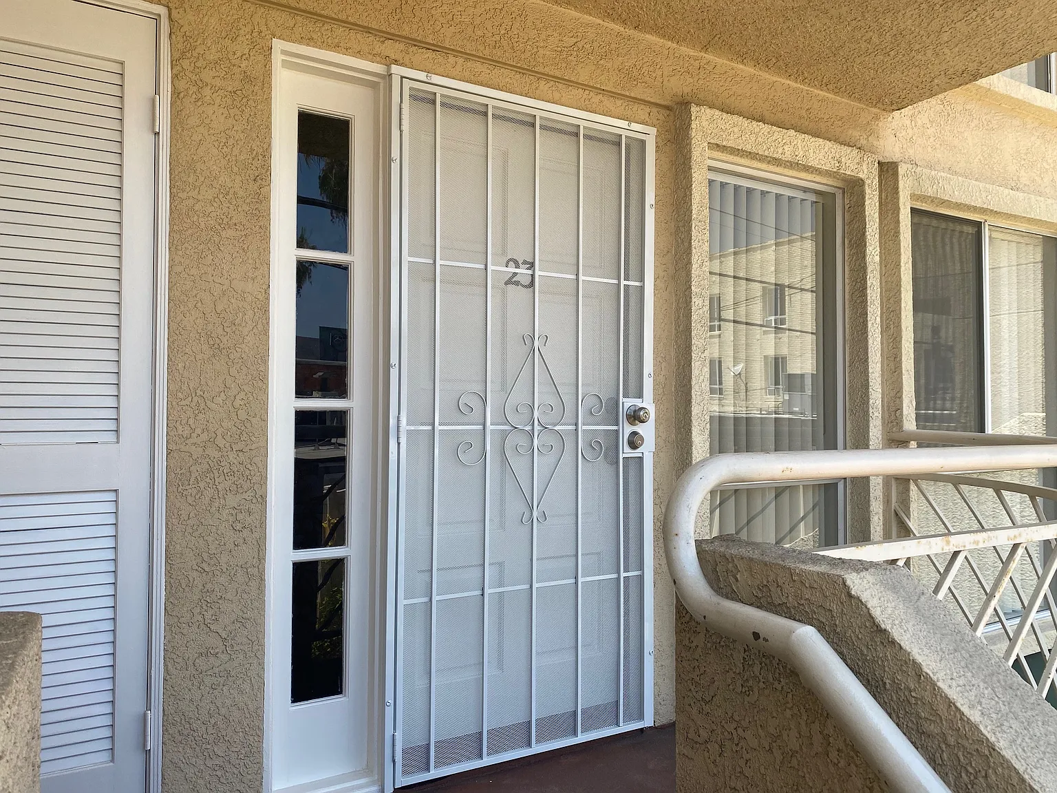 2 bed, 2.5 bath, 1170 sqft, $2,690 — Photo 3